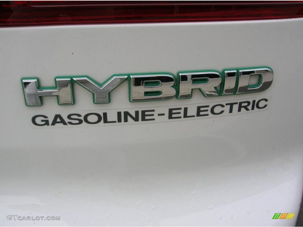 2005 Civic Hybrid Sedan - Taffeta White / Ivory photo #10