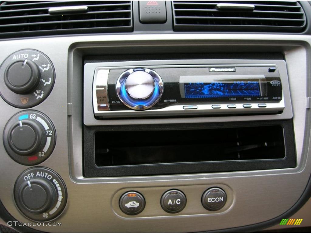 2005 Civic Hybrid Sedan - Taffeta White / Ivory photo #15