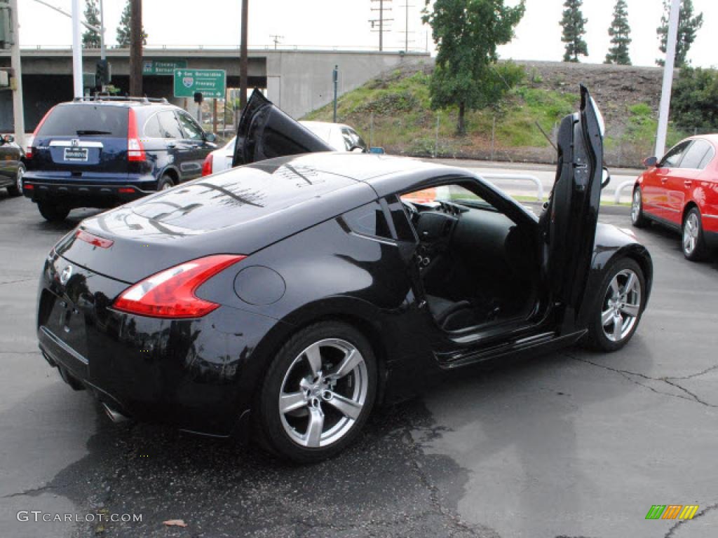 Nissan 370z black #8
