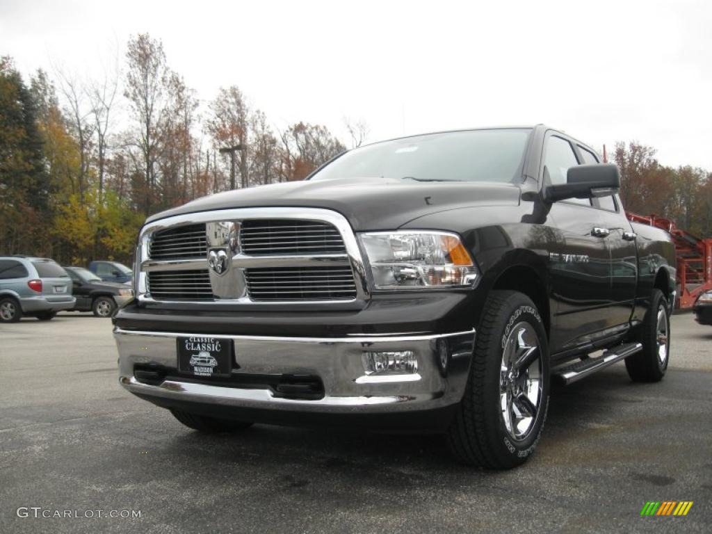 2011 Ram 1500 Big Horn Quad Cab 4x4 - Rugged Brown Pearl / Light Pebble Beige/Bark Brown photo #1