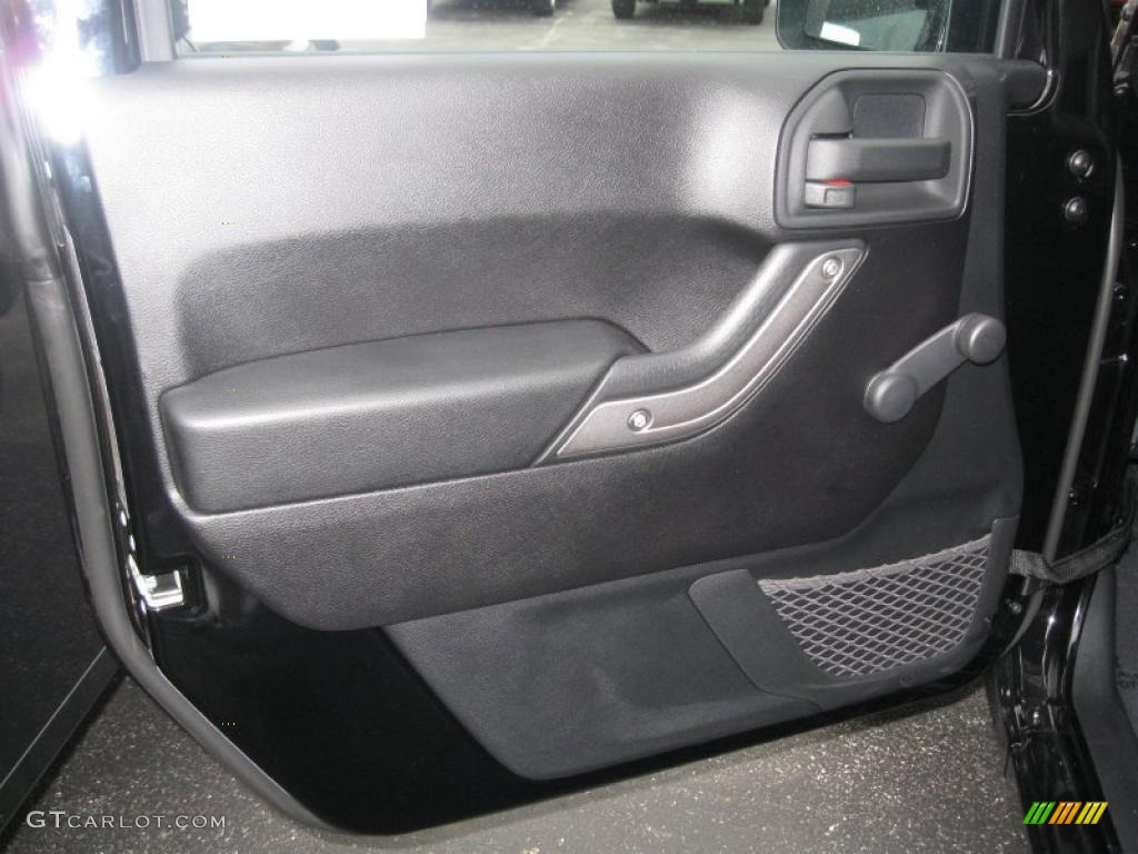 2011 Wrangler Sport S 4x4 - Black / Black photo #6