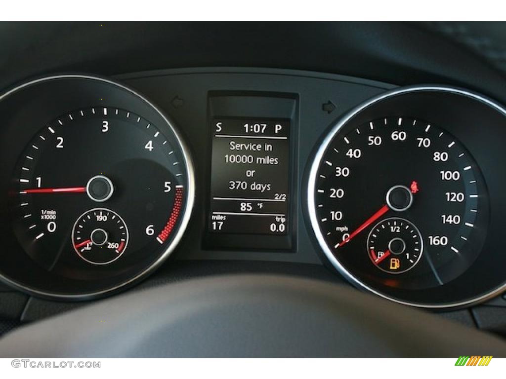 2011 Volkswagen Jetta TDI SportWagen Gauges Photo #38902334