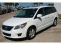 Calla Lilly White 2010 Volkswagen Routan SEL Exterior