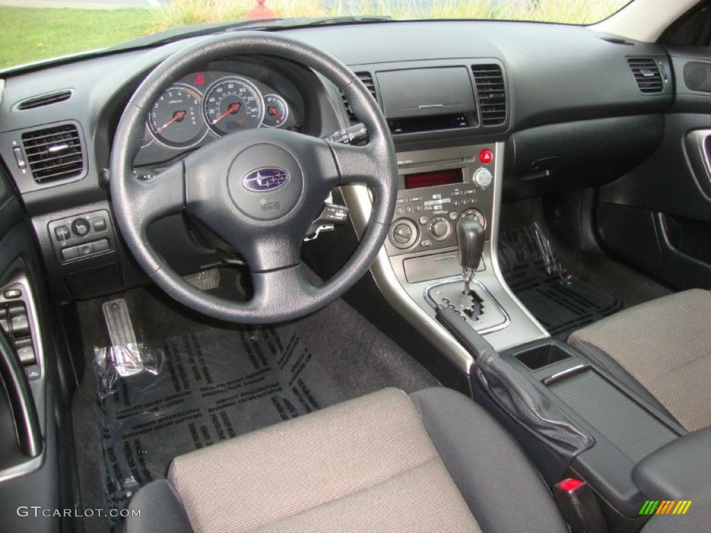 2007 Outback 2.5i Wagon - Brilliant Silver Metallic / Dark Charcoal Tweed photo #11