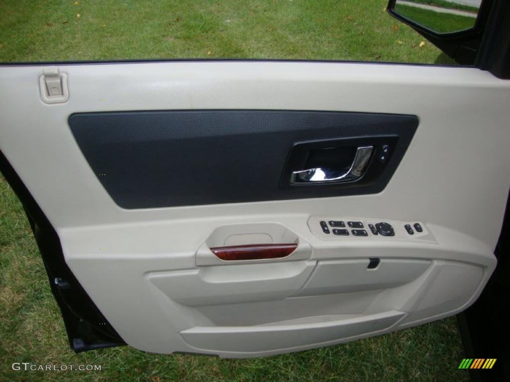 2004 Cadillac SRX V8 Light Neutral Door Panel Photo #38904498