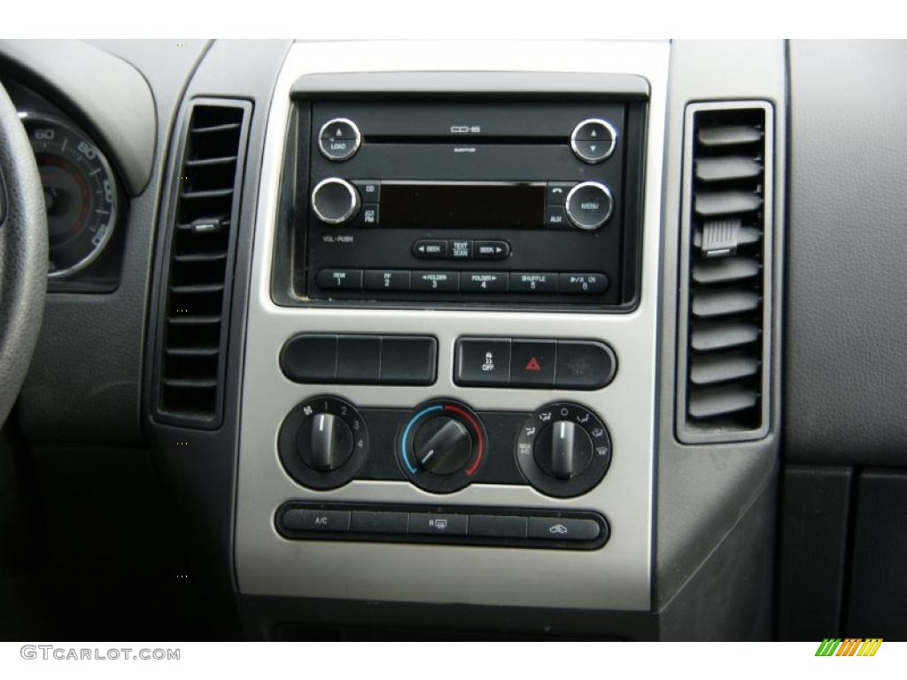 2008 Ford Edge SE AWD Controls Photo #38905342