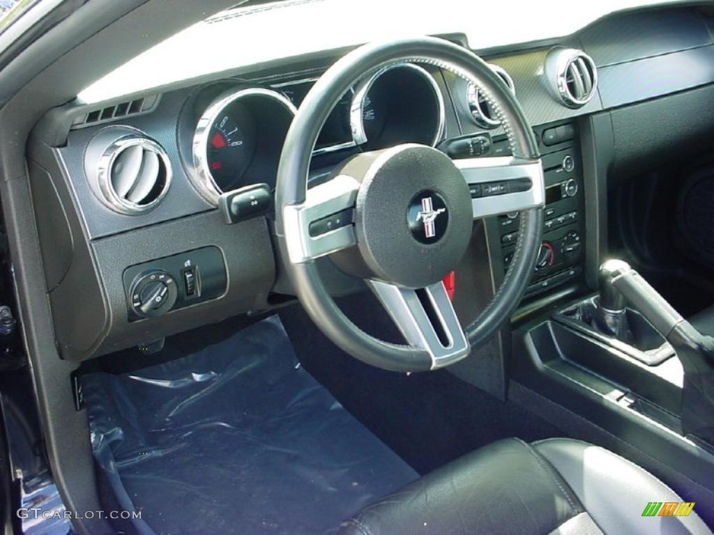 2008 Ford Mustang GT Premium Coupe Dark Charcoal Steering Wheel Photo #38905522