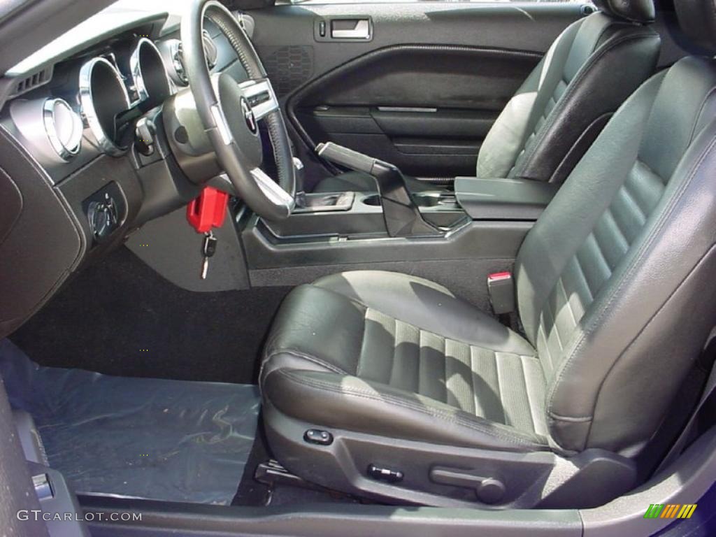 Dark Charcoal Interior 2008 Ford Mustang GT Premium Coupe Photo #38905582