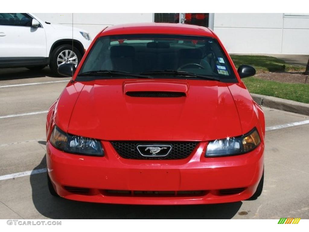 2004 Mustang V6 Coupe - Torch Red / Medium Parchment photo #9