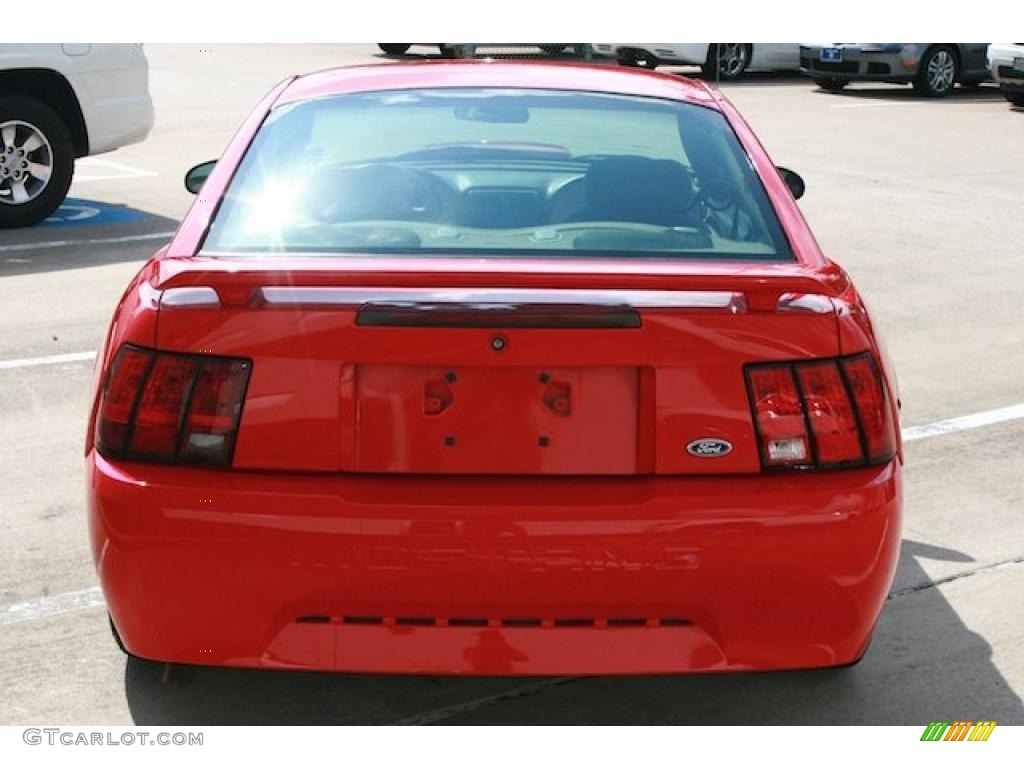 2004 Mustang V6 Coupe - Torch Red / Medium Parchment photo #14
