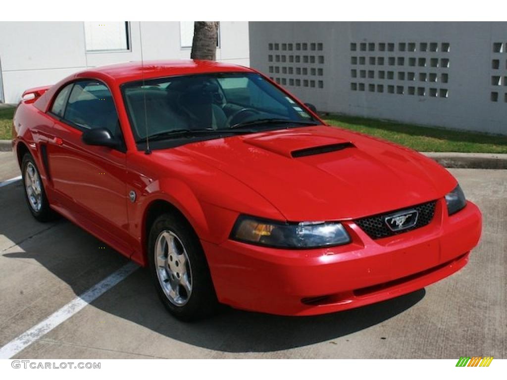 2004 Mustang V6 Coupe - Torch Red / Medium Parchment photo #18