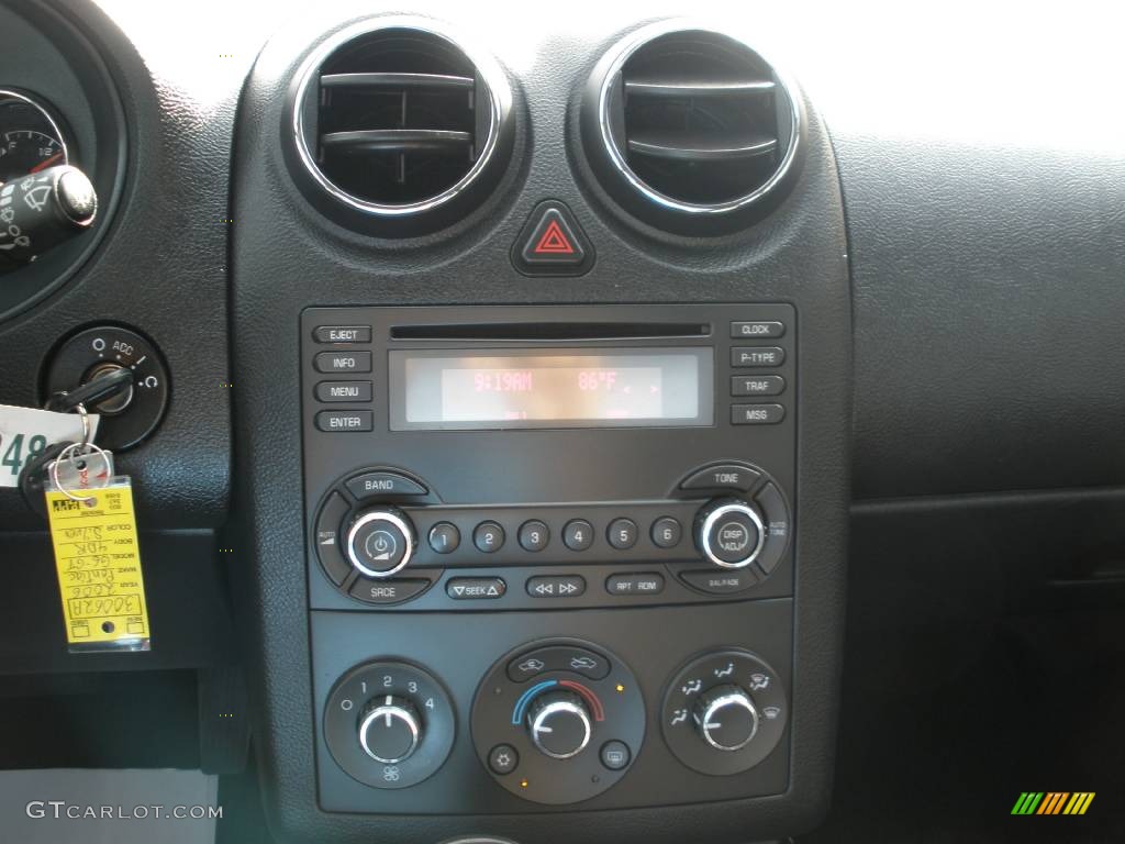 2006 G6 GT Sedan - Liquid Silver Metallic / Ebony photo #15