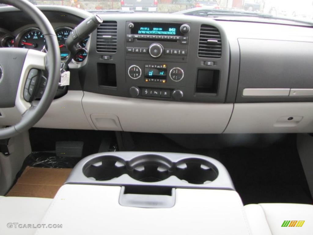 2011 Chevrolet Silverado 1500 LT Crew Cab Light Titanium/Ebony Dashboard Photo #38907062