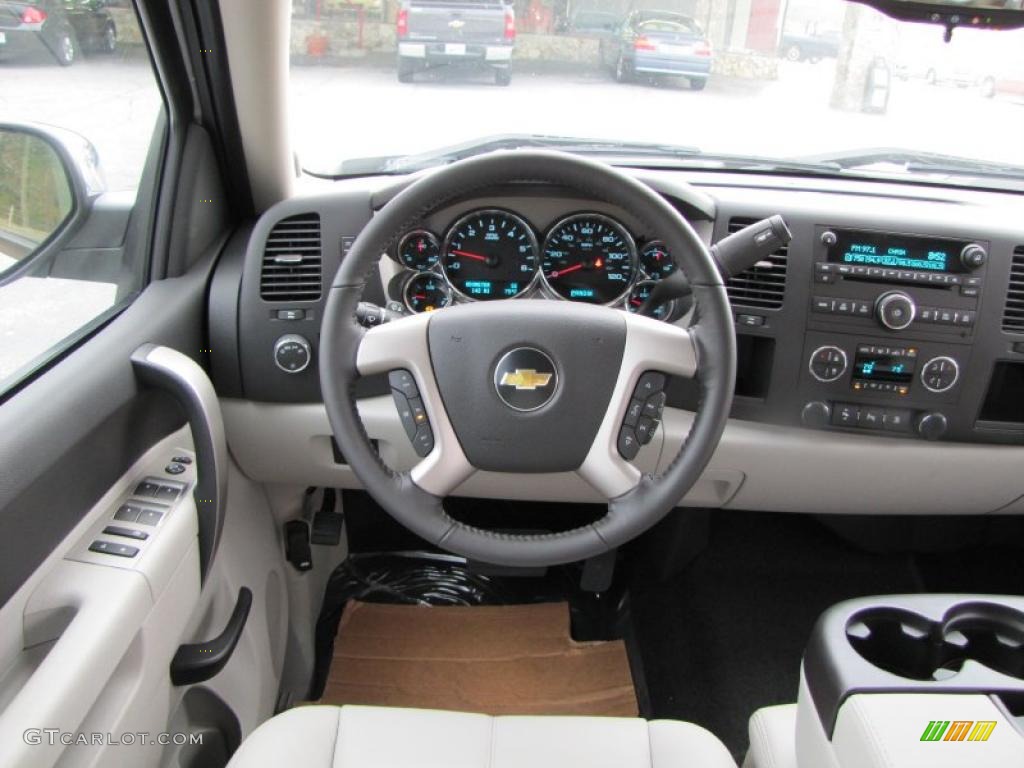 2011 Chevrolet Silverado 1500 LT Crew Cab Light Titanium/Ebony Dashboard Photo #38907078