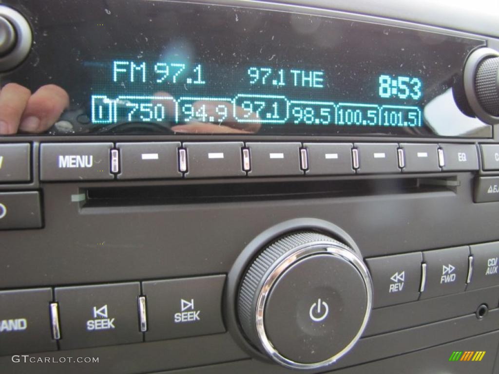 2011 Chevrolet Silverado 1500 LT Crew Cab Controls Photo #38907110