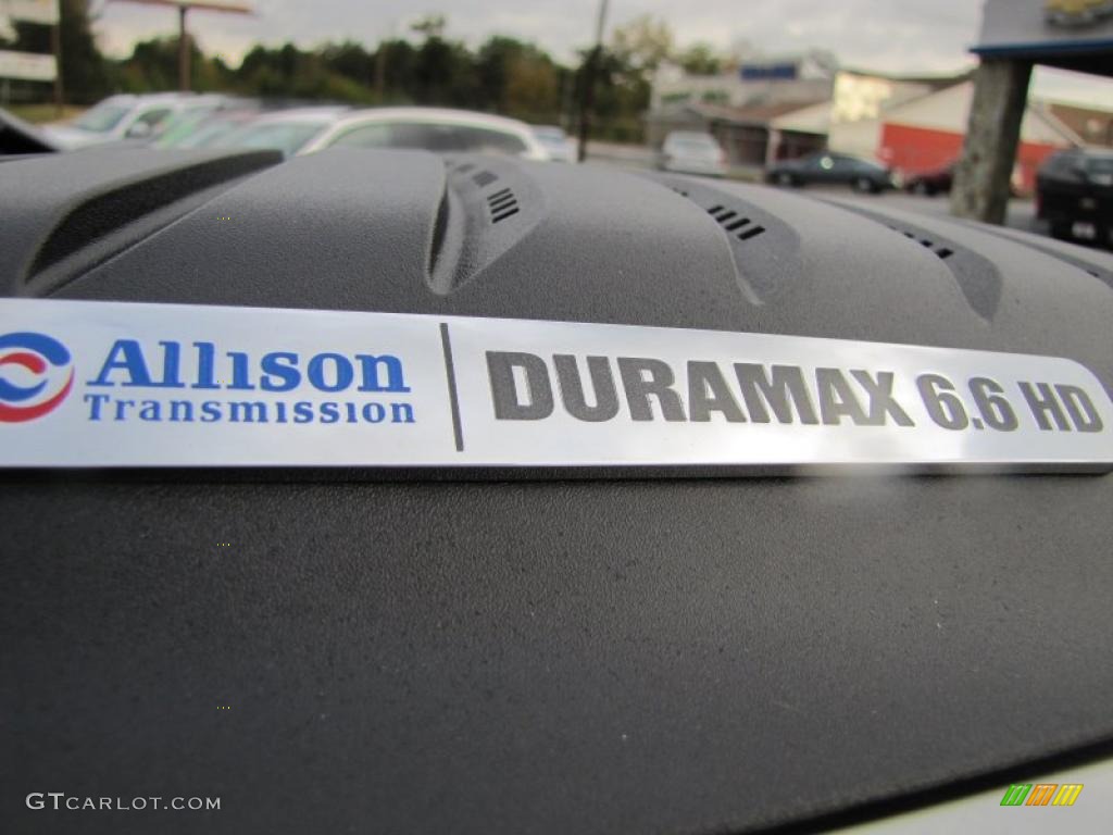 2011 Chevrolet Silverado 2500HD LT Crew Cab 4x4 Marks and Logos Photo #38907652