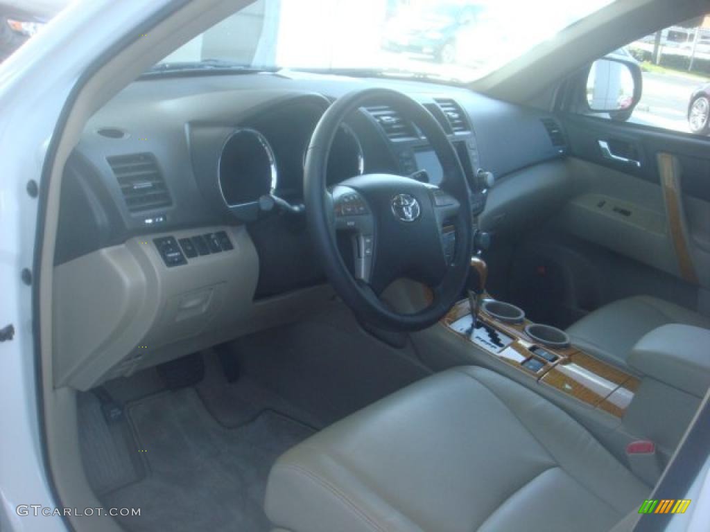 2009 Highlander Hybrid Limited 4WD - Blizzard White Pearl / Sand Beige photo #17
