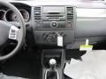 Espresso Black - Versa 1.8 S Hatchback Photo No. 11