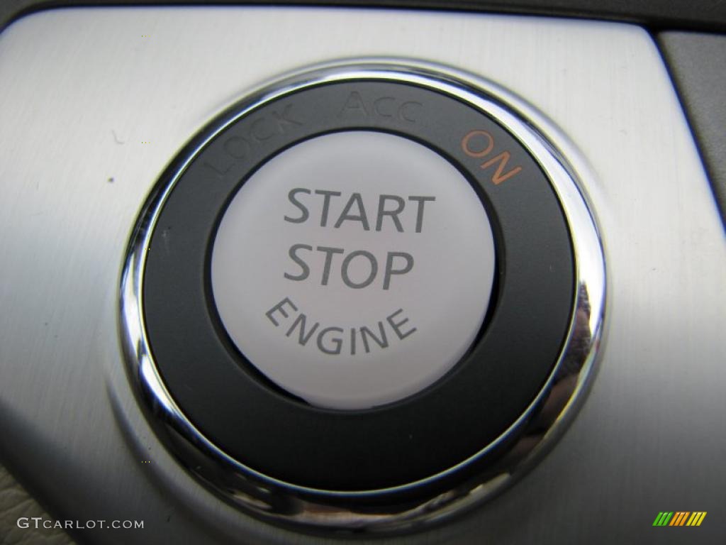 2011 Nissan Murano SL Controls Photo #38911674