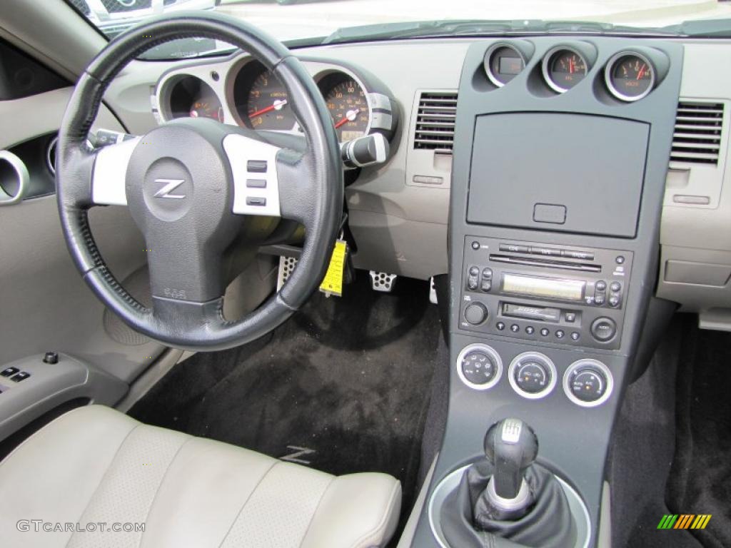 2004 350Z Touring Roadster - Chrome Silver Metallic / Frost photo #14