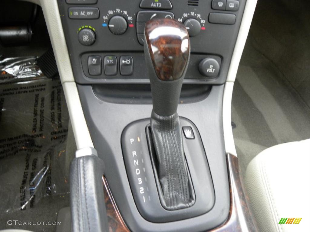 2004 Volvo S80 2.9 4 Speed Automatic Transmission Photo #38912802