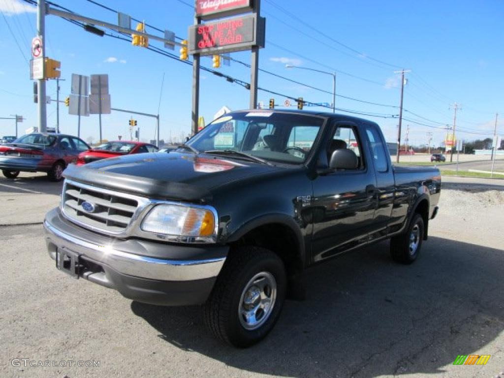 2002 F150 XLT SuperCab 4x4 - Dark Highland Green Metallic / Medium Graphite photo #5