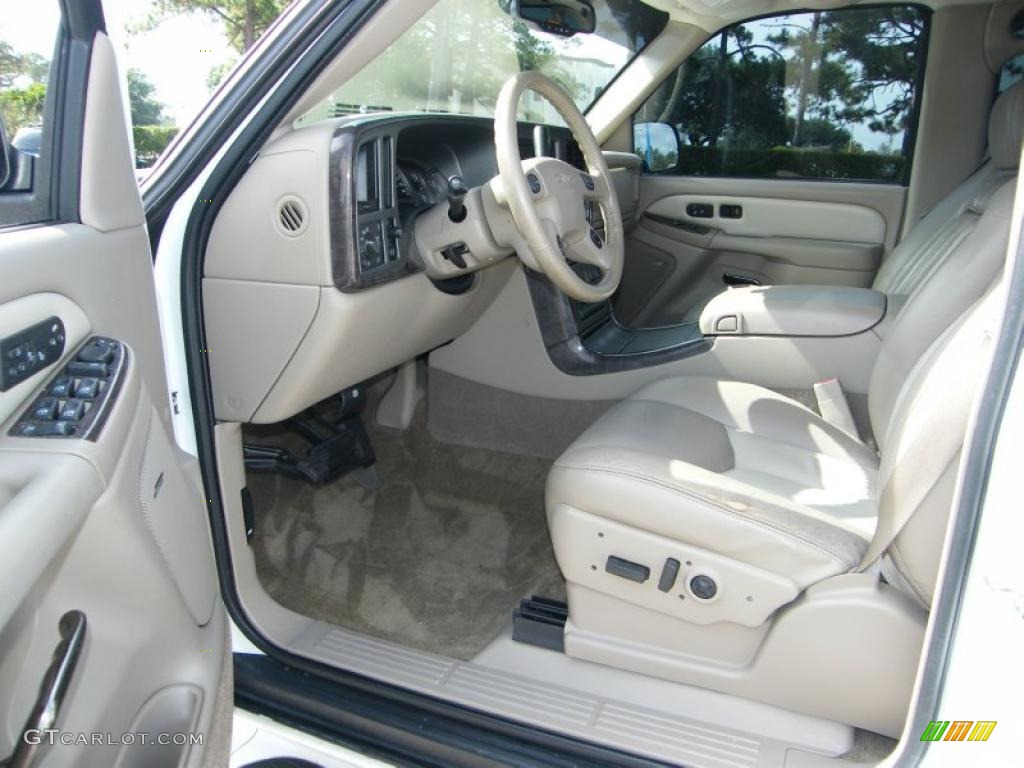 2005 Yukon XL Denali AWD - Summit White / Sandstone photo #13