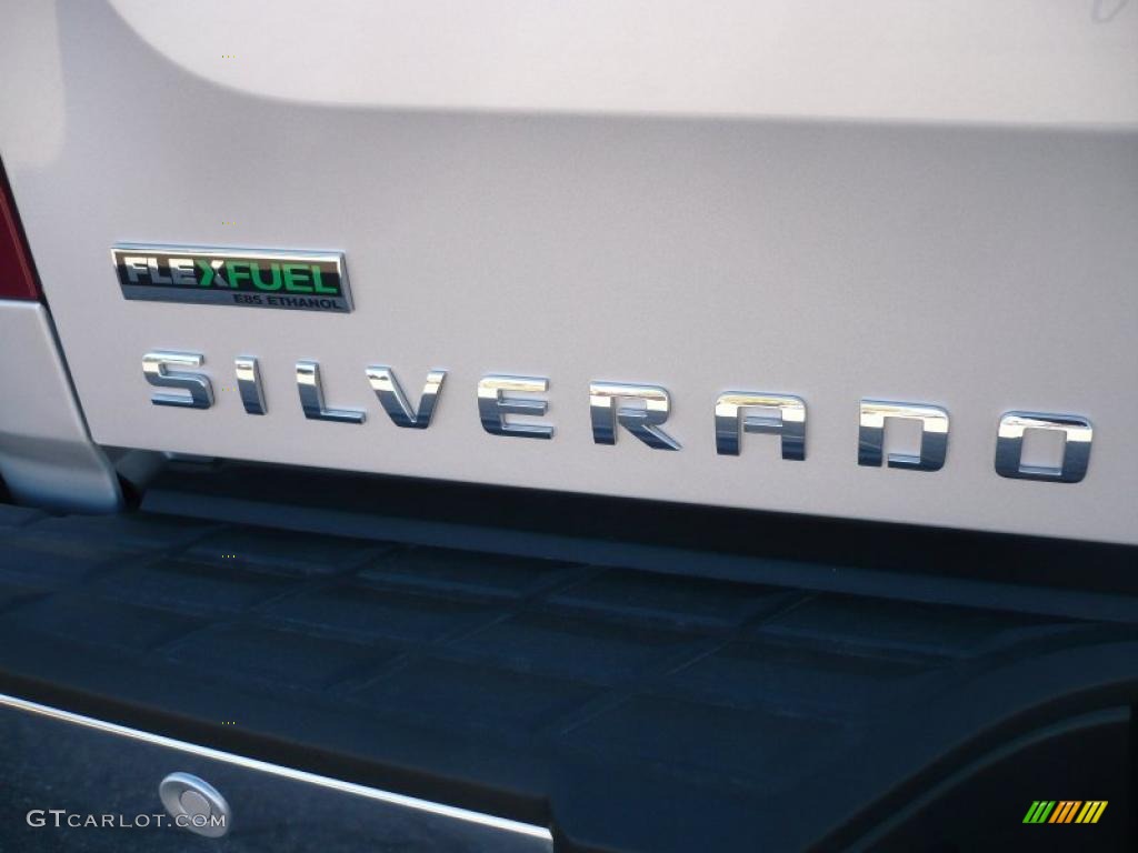 2010 Chevrolet Silverado 1500 LTZ Crew Cab 4x4 Marks and Logos Photo #38914358