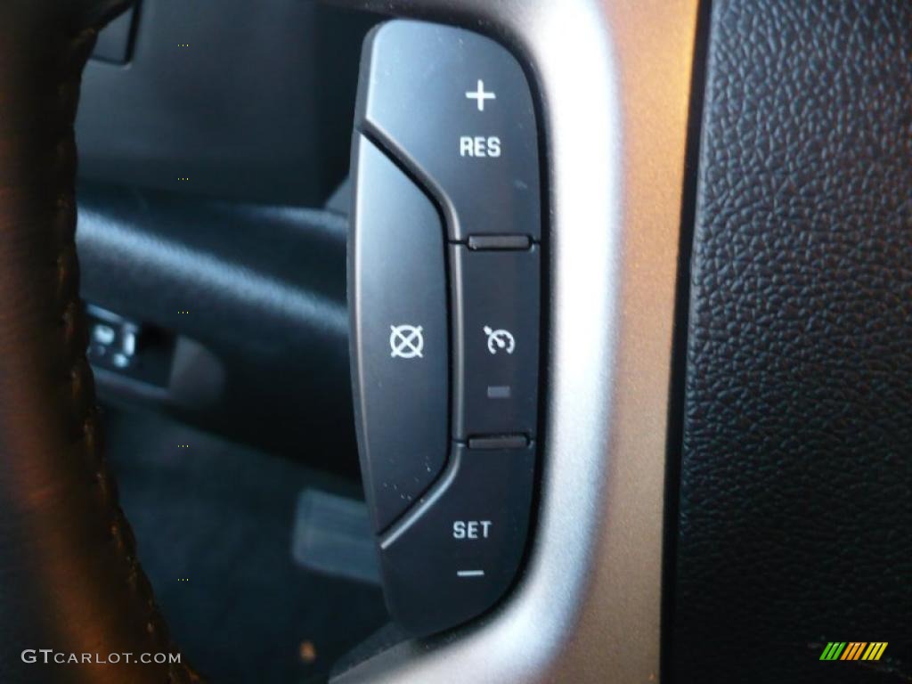 2009 Chevrolet Silverado 2500HD LT Extended Cab 4x4 Controls Photo #38914578