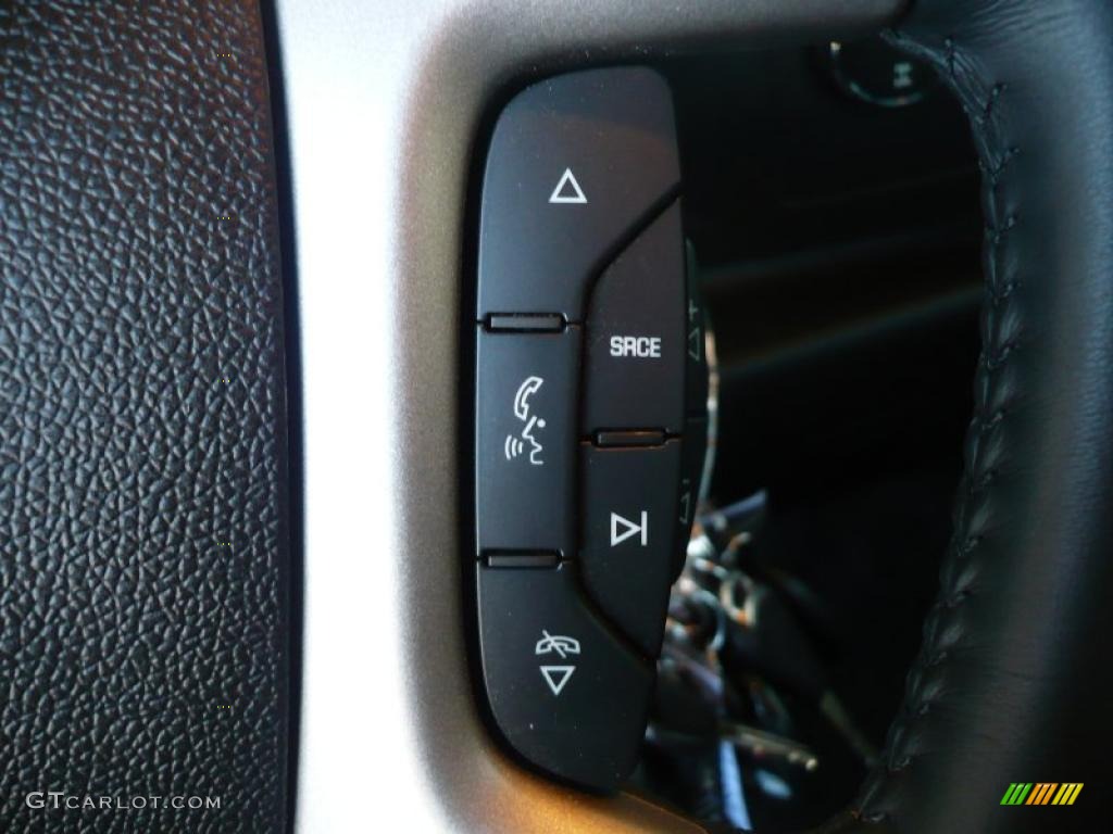 2009 Chevrolet Silverado 2500HD LT Extended Cab 4x4 Controls Photo #38914582