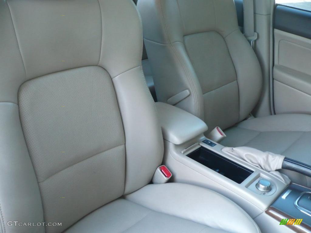 Ivory Interior 2007 Subaru Legacy 2.5 GT Limited Sedan Photo #38915426