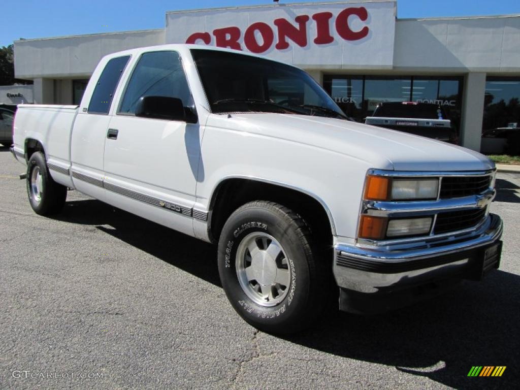 1996 C/K C1500 Extended Cab - Olympic White / Gray photo #1