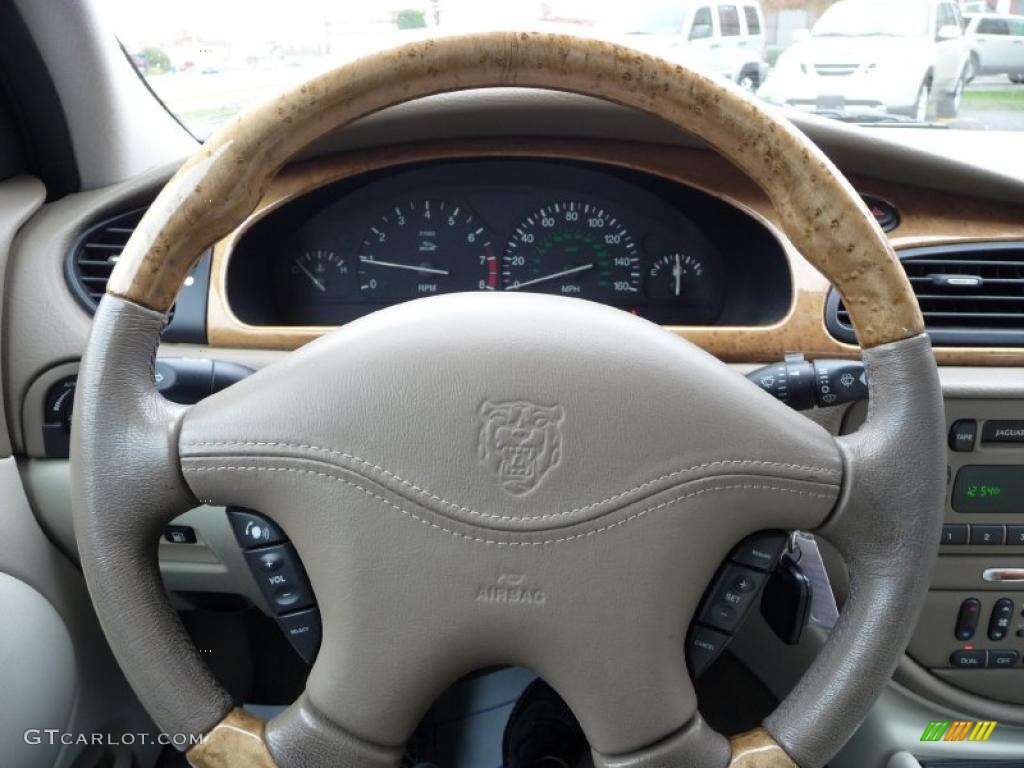2002 Jaguar S-Type 3.0 Ivory Steering Wheel Photo #38921934
