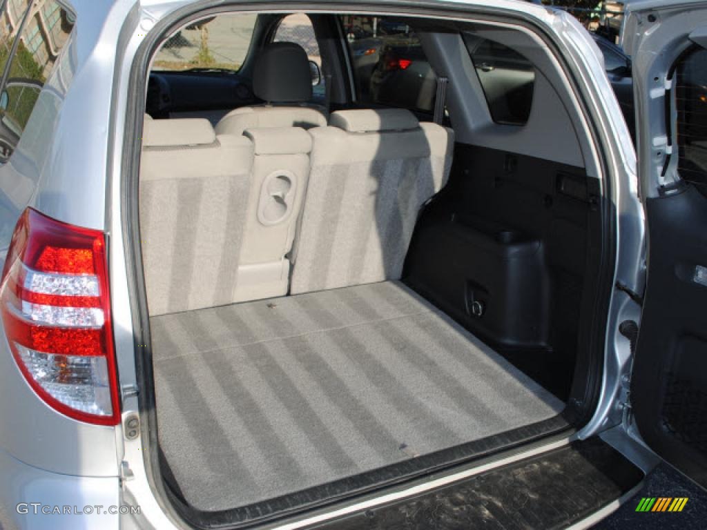 2009 Toyota RAV4 I4 Trunk Photo #38922354