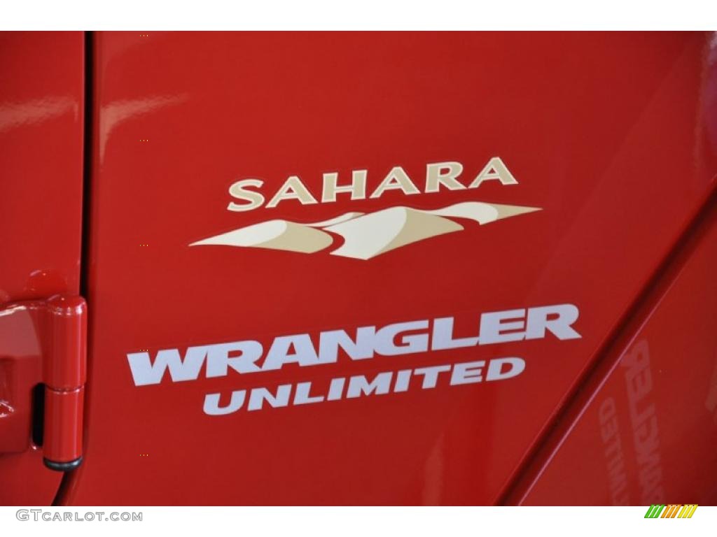 2011 Wrangler Unlimited Sahara 4x4 - Flame Red / Black photo #5