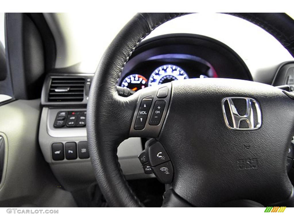 2008 Honda Odyssey Touring Controls Photo #38923774