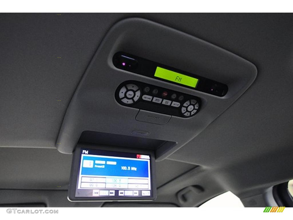 2008 Honda Odyssey Touring Controls Photo #38923962