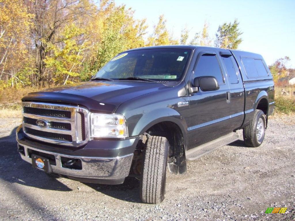 Dark Green Satin Metallic 2005 Ford F250 Super Duty XLT SuperCab 4x4 Exterior Photo #38924630