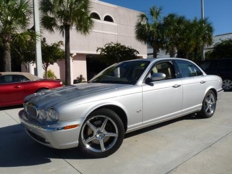 2006 Jaguar XJ XJ8 Data, Info and Specs