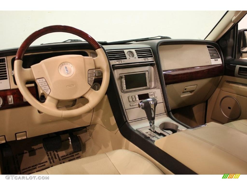 Camel Interior 2005 Lincoln Navigator Ultimate 4x4 Photo #38926830