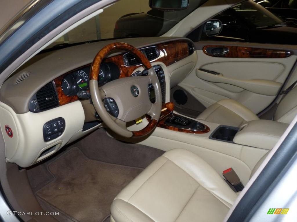 2006 Jaguar XJ XJ8 Champagne Dashboard Photo #38927006