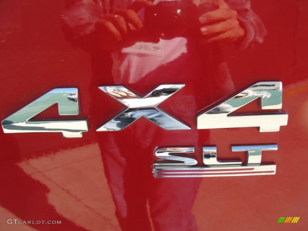 2004 Dodge Ram 2500 SLT Quad Cab 4x4 Marks and Logos Photo #38927106