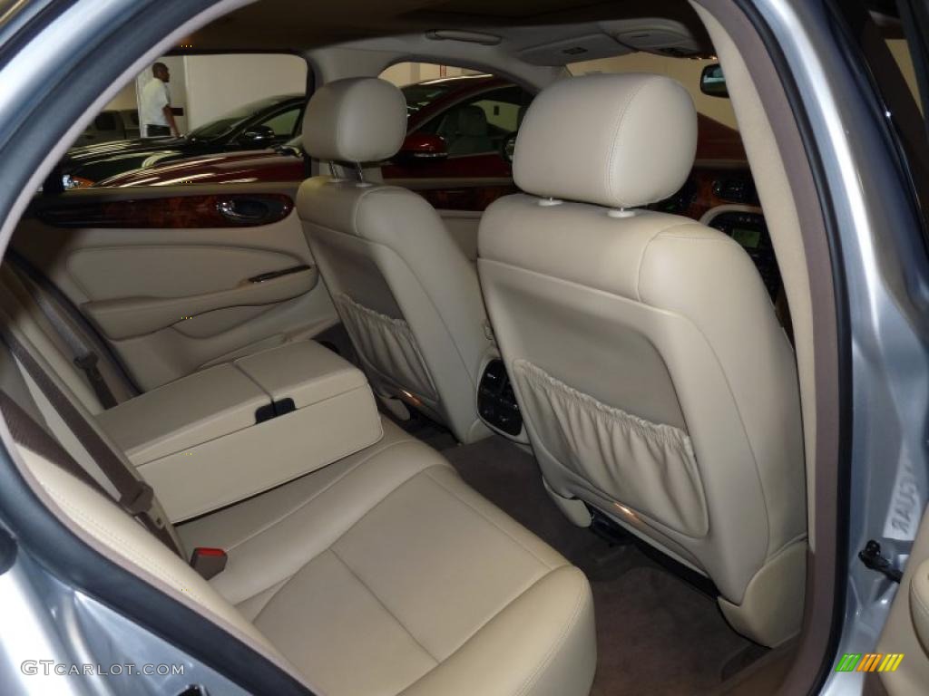 Champagne Interior 2006 Jaguar XJ XJ8 Photo #38927174