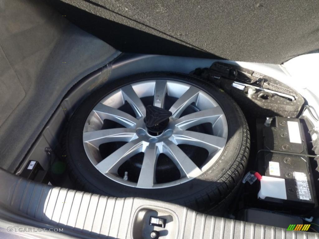 2008 Jaguar XJ Vanden Plas Trunk Photo #38927874