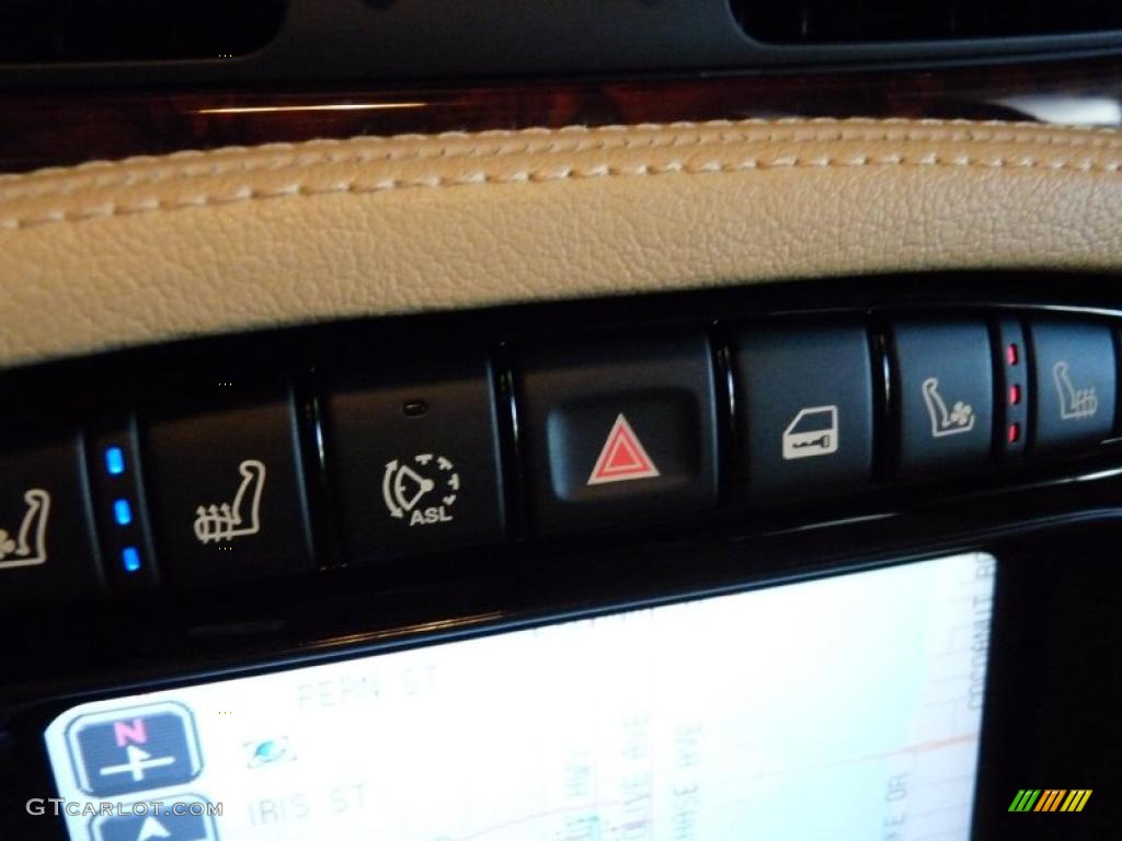 2008 Jaguar XJ Vanden Plas Controls Photo #38928234