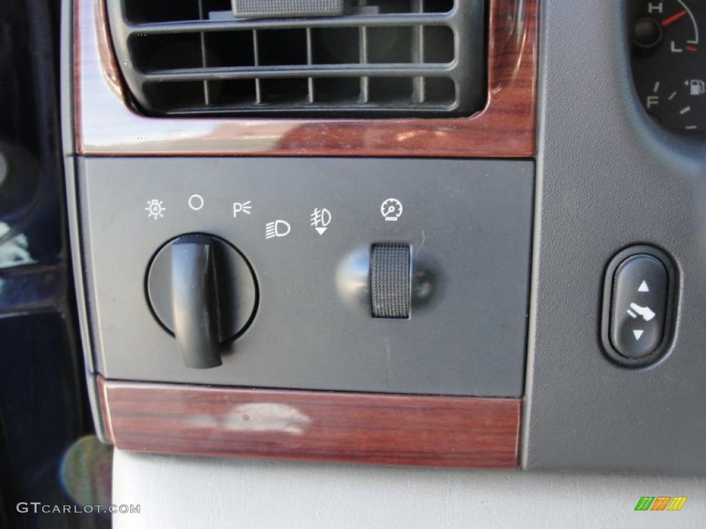 2005 Ford F350 Super Duty Lariat Crew Cab Dually Controls Photo #38928998