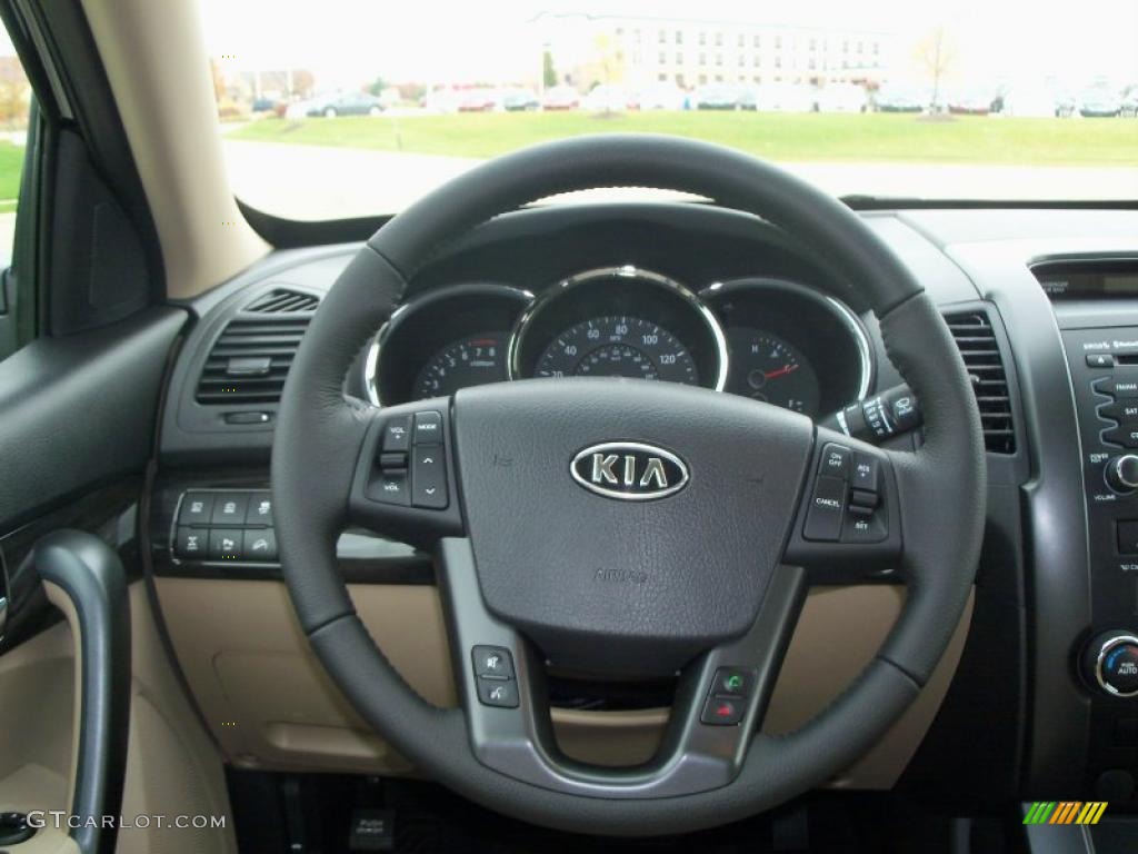 2011 Sorento EX V6 AWD - Ebony Black / Beige photo #18