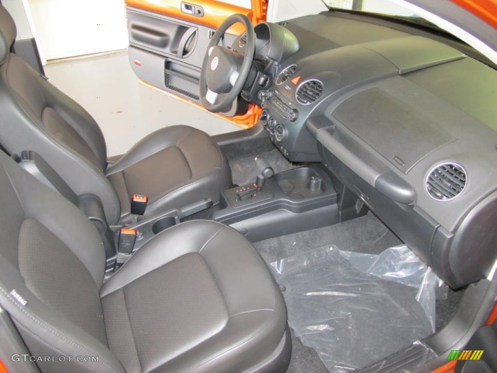 Black Interior 2010 Volkswagen New Beetle Red Rock Edition Coupe Photo #38930334