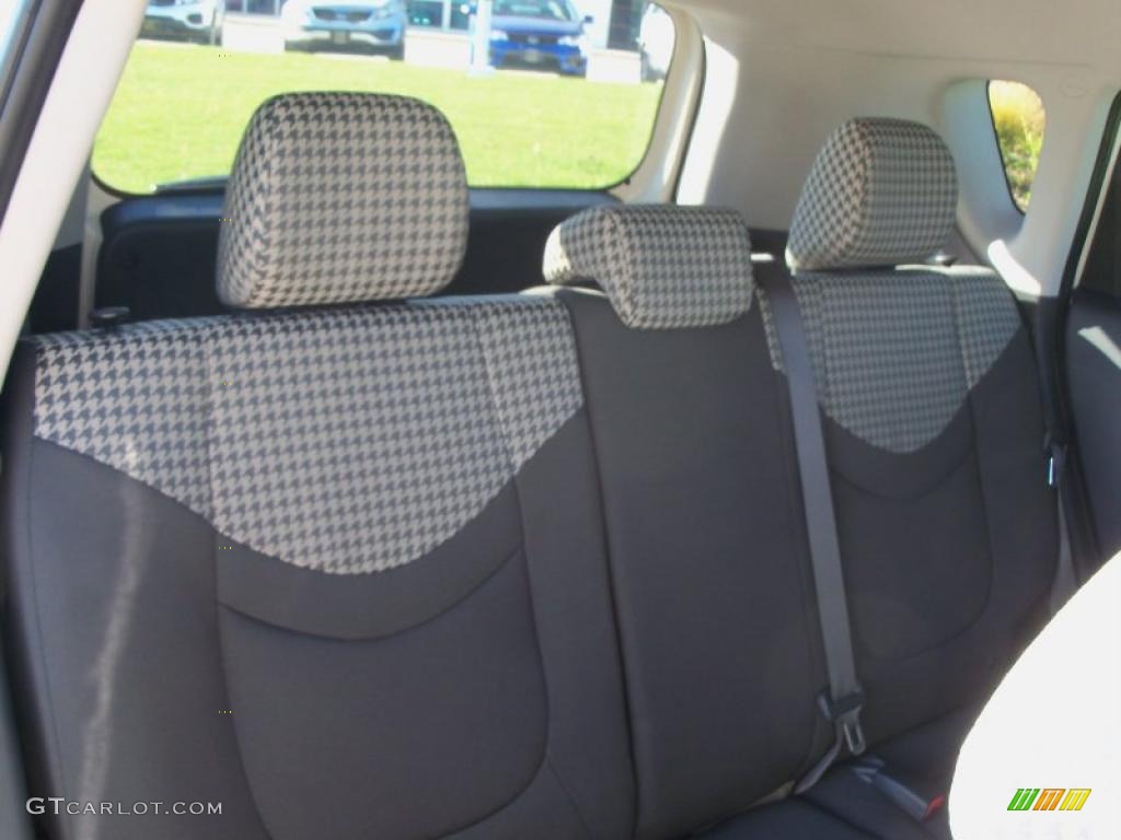 Sand/Black Houndstooth Cloth Interior 2011 Kia Soul ! Photo #38930714