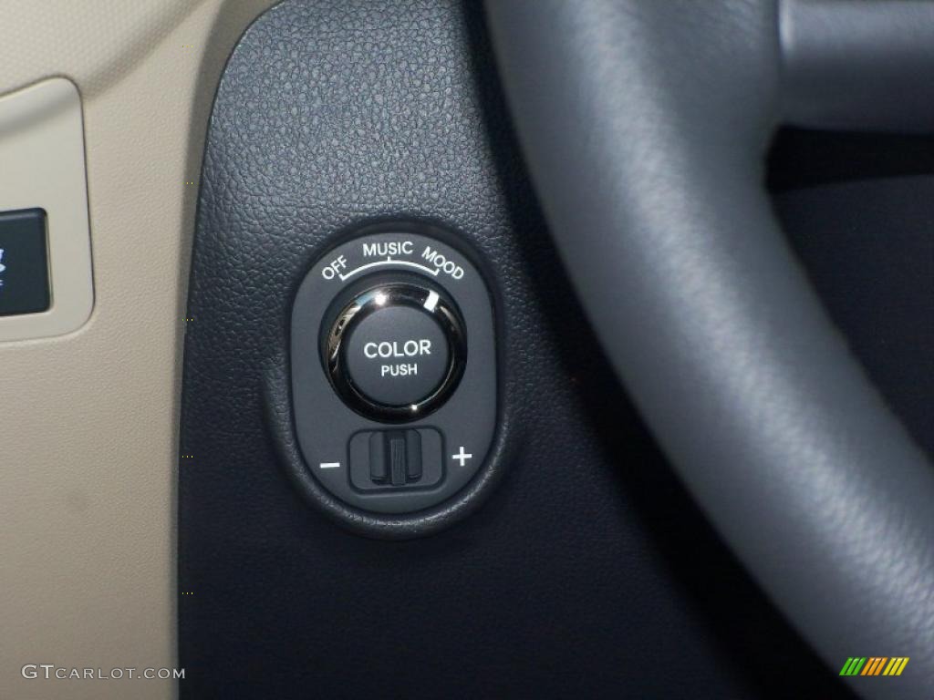 2011 Kia Soul ! Controls Photo #38930830